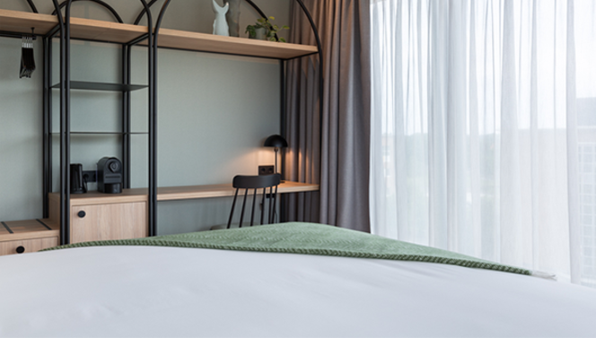 Superior Plus mit Badewanne, ebenerdiger Dusche & geräumigem Balkon