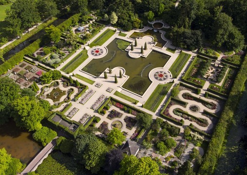 Castle gardens Arcen